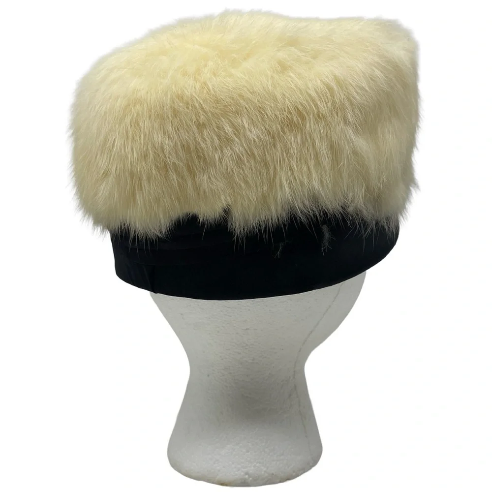 Vintage The Bonnet Shoppe Cream Faux Fur Black Satin Pillbox Hat Made In USA - Picture 4 of 9
